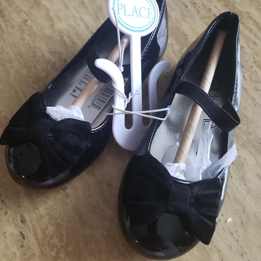 Dress shoes